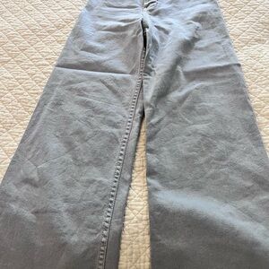 Adorable kids size 8 Gray Jeans